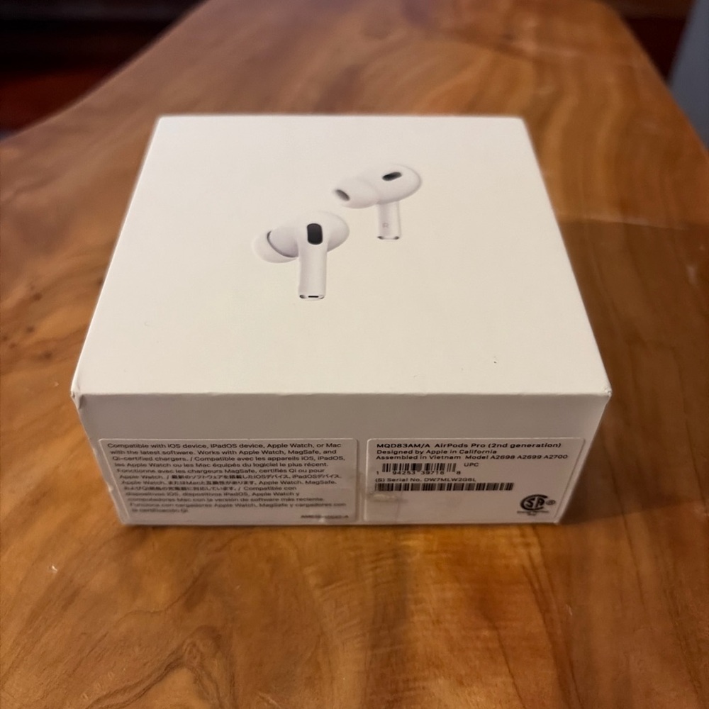 Wireless AirPods Pro 2nd gen with Case White with design